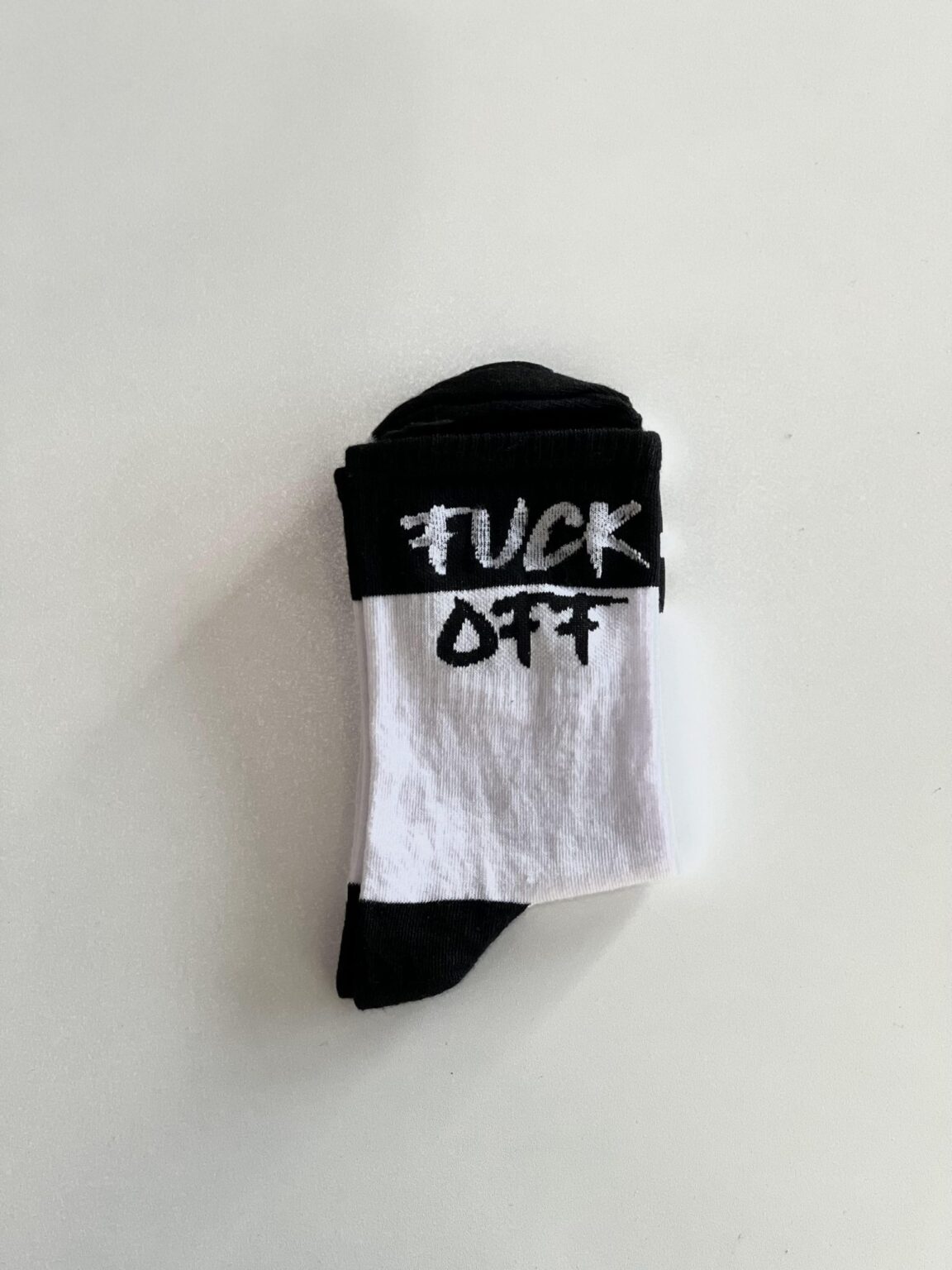جوراب سفید مشکی f.ck off
