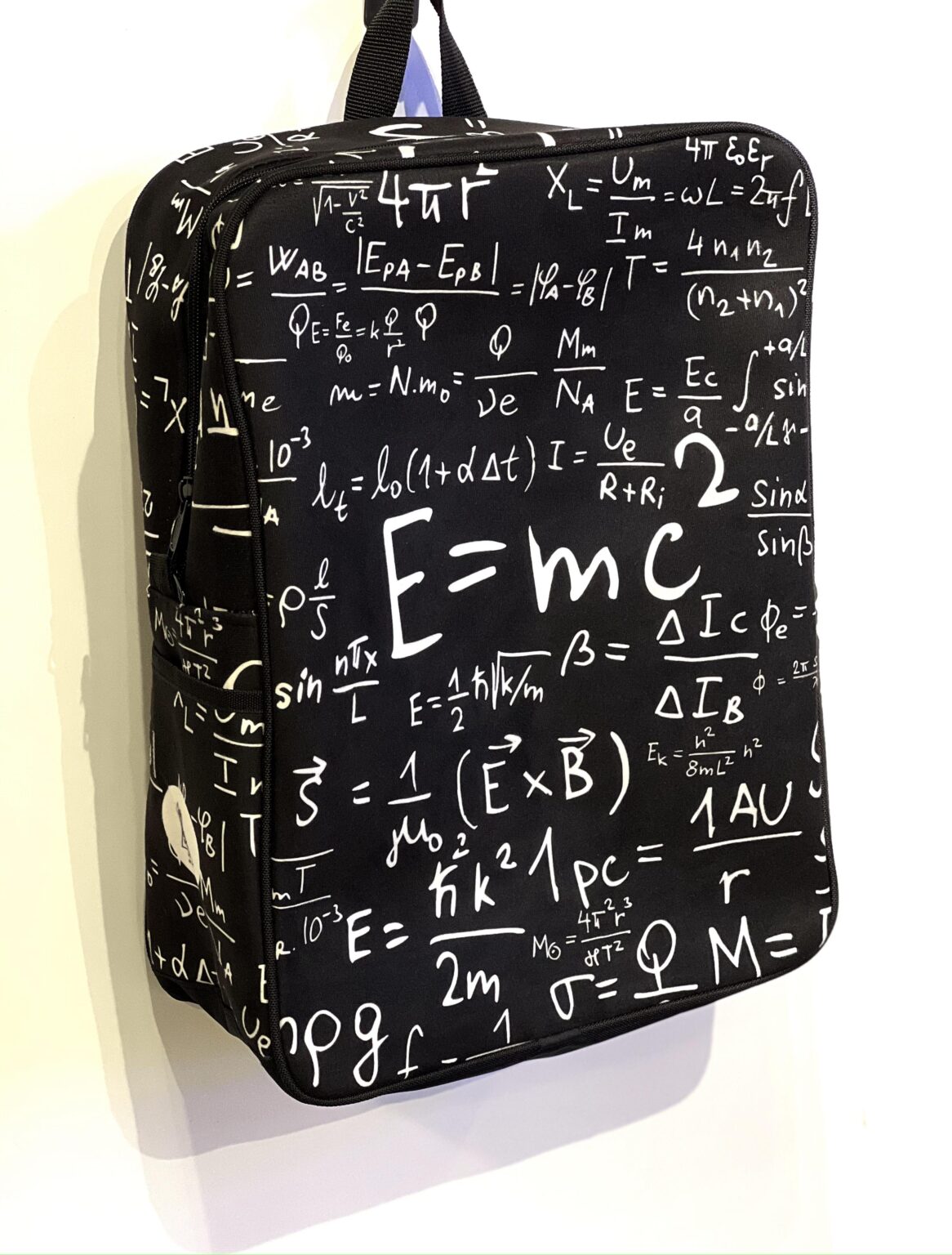 کوله پشتی مخمل emc2