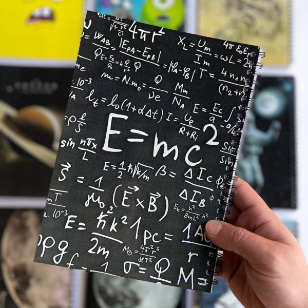 دفترسیمی خط دار emc2