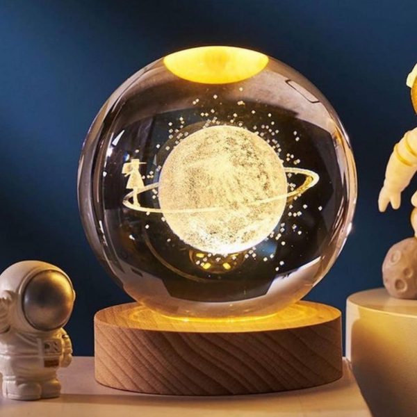 گوی شبخواب زحل(دخترک)